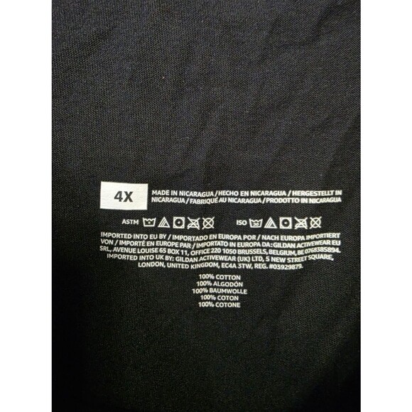 Gildan Women's T-Shirt 4XL Black Breast Cancer Awareness Ribbon IN OUR FAMILY - Picture 3 of 4